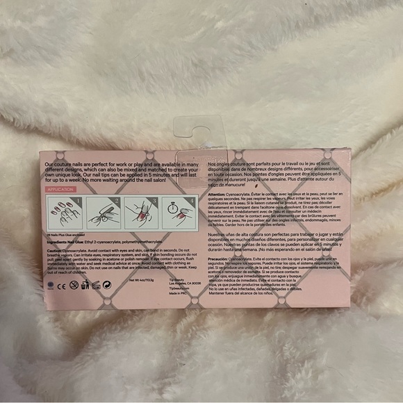 2/$15! Pink Shimmer Almond Shaped Artificial Nails NIB - Picture 3 of 3